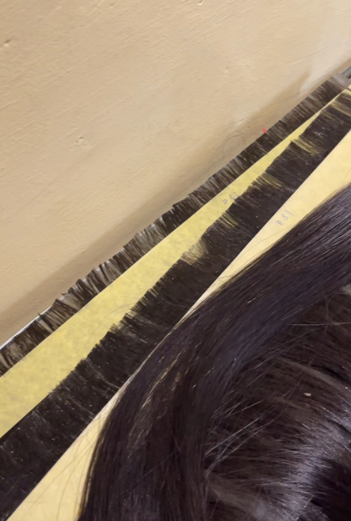 Machine Feather Crochet Hair Extensions Course - Image 3